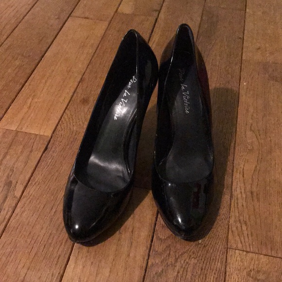 Black heels - Picture 3 of 6